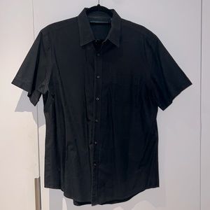 Perry Ellis. Black short sleeve shirt. Size L. 100% cotton